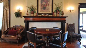 Interior - Governor's Mansion (Charlestown)