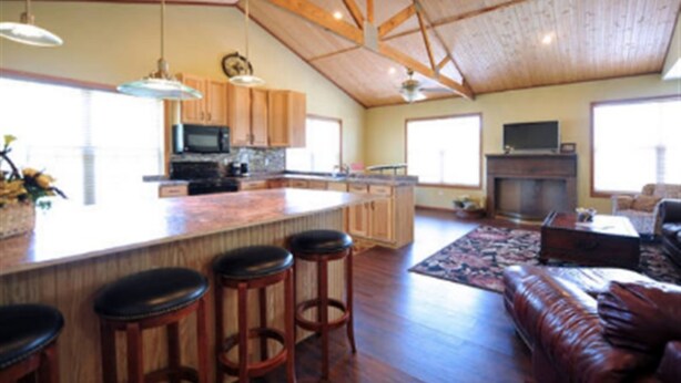 Apartment, Private Bathroom (Carriage House Garden Overlook Apt) | Iron/ironing board, WiFi (free), bed sheets - Governor's Mansion (Charlestown)