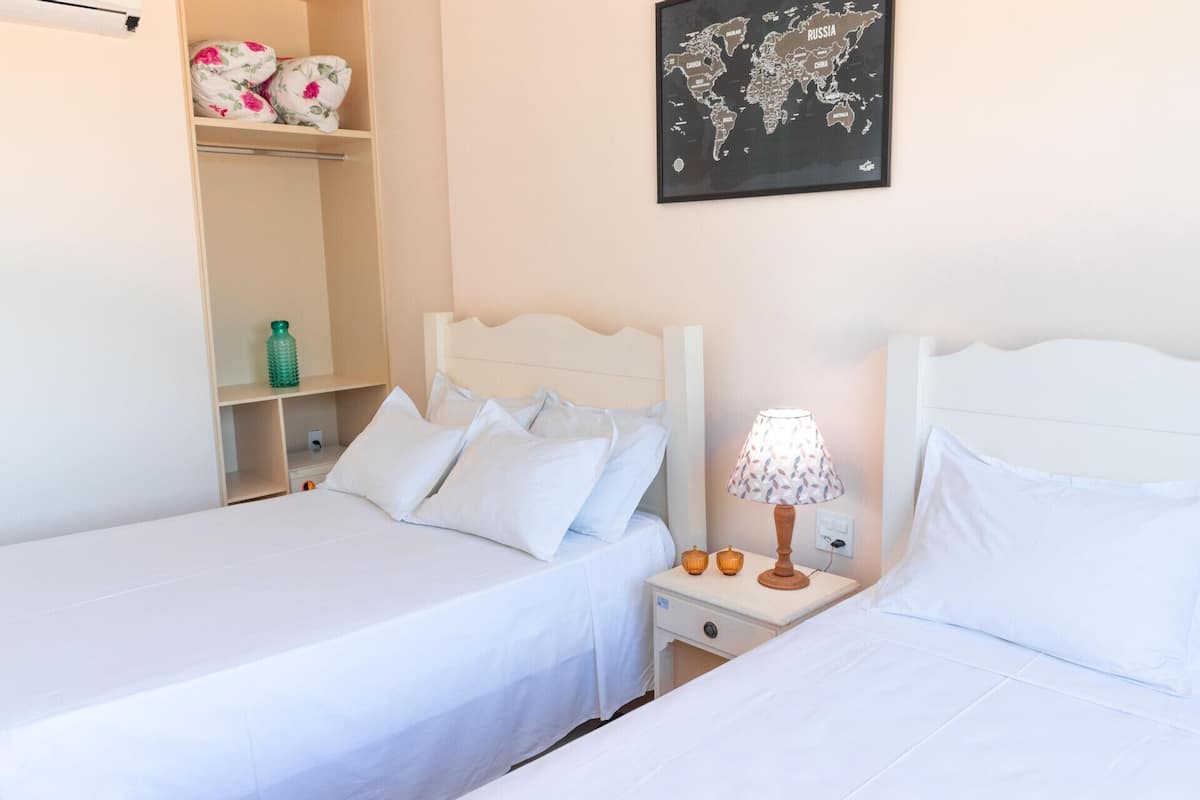 2 bedrooms, free WiFi, bed sheets