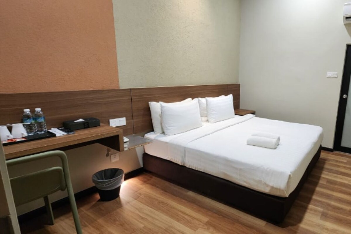 King Room | 書桌、熨斗/熨衣板、免費無線上網