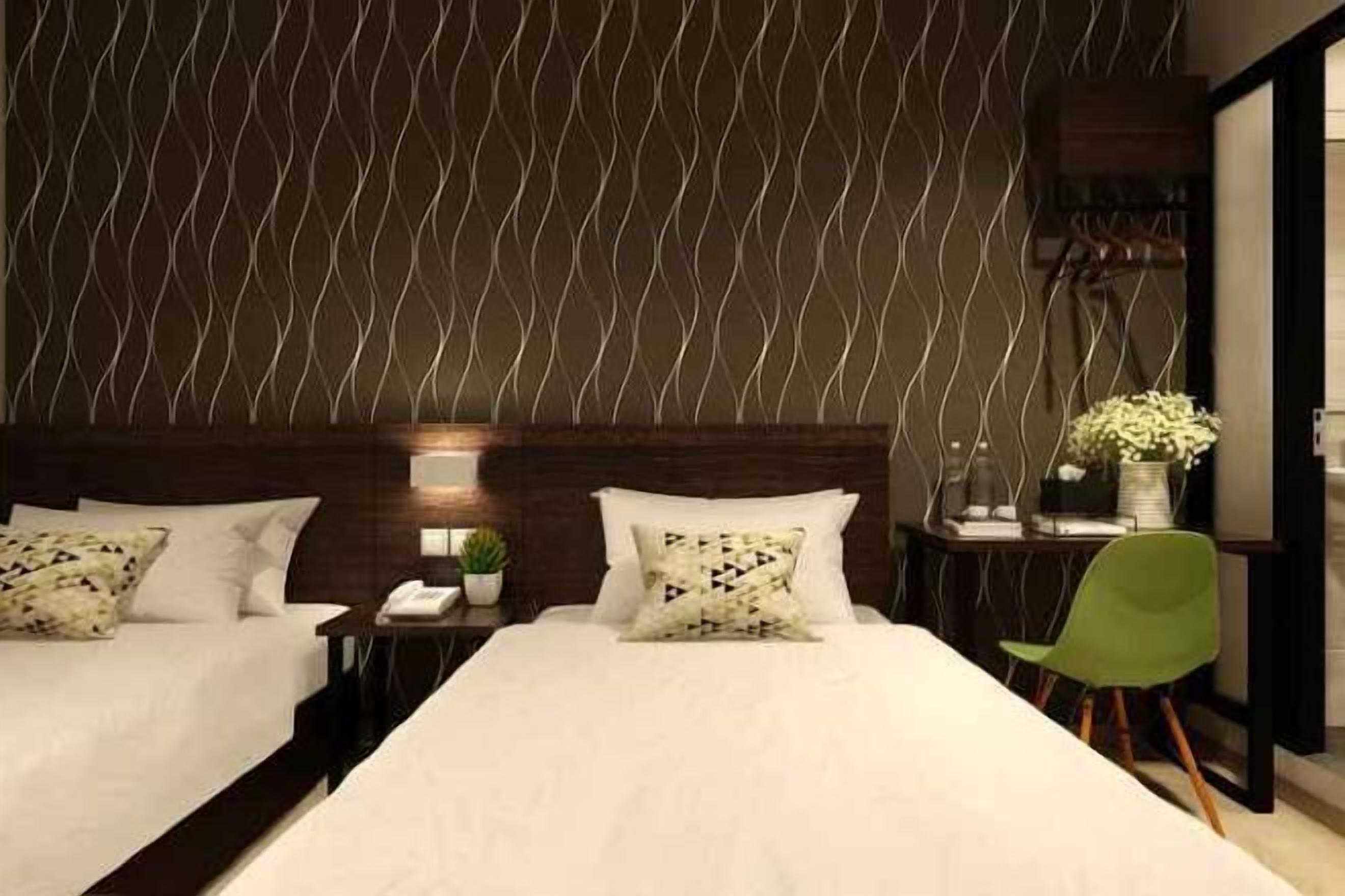 Skrivebord, strykejern/-brett, wi-fi (inkludert) og rullestolvennlig