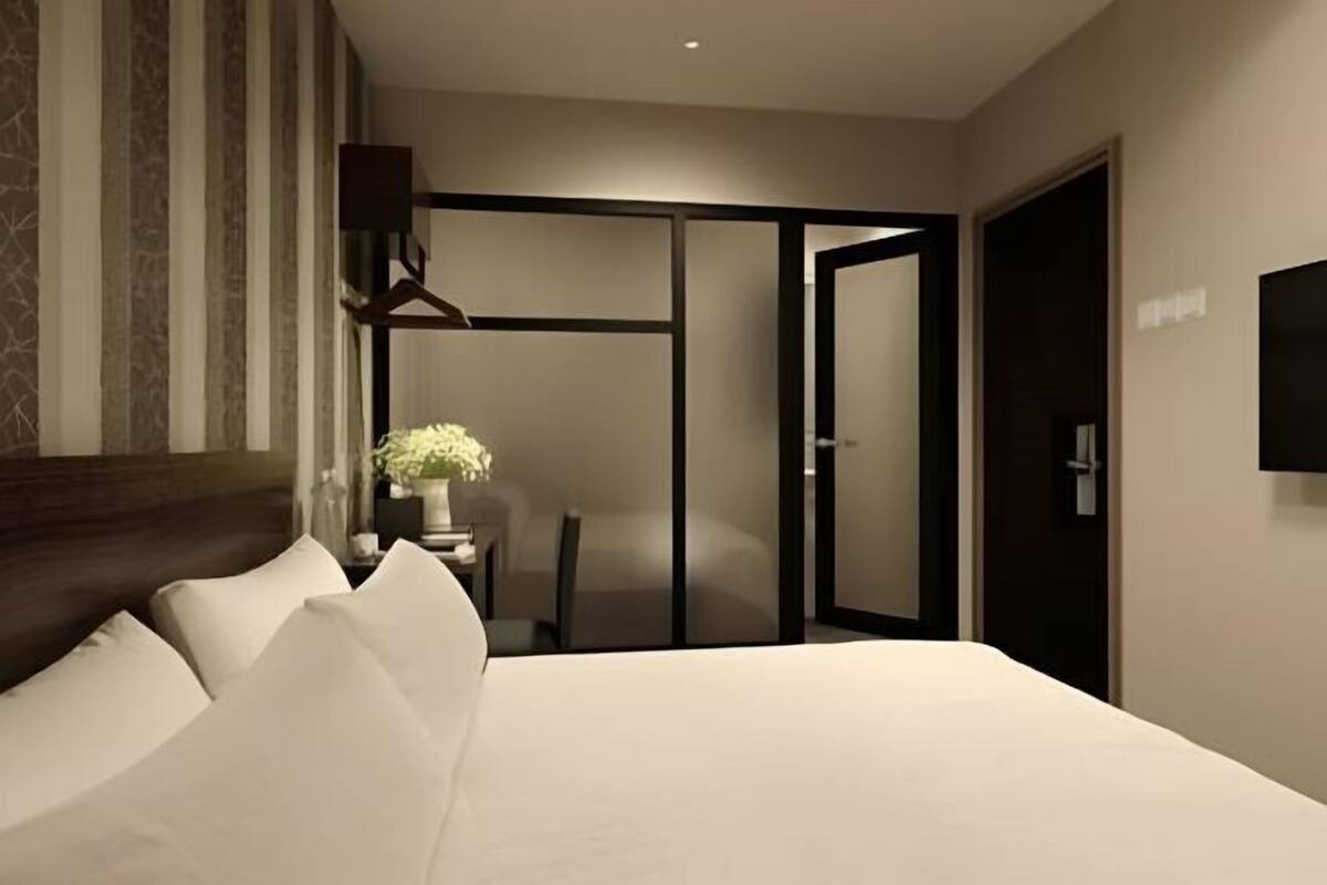 Schreibtisch, Bügeleisen/Bügelbrett, kostenloses WLAN, Rollstuhlgeeignet