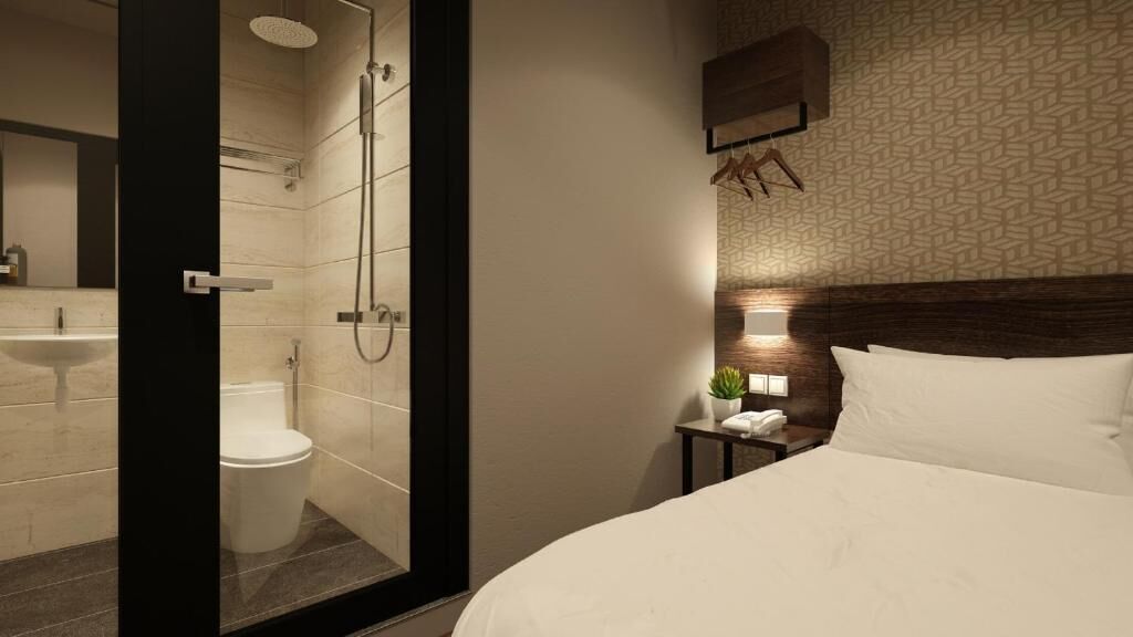 Photo - The Square Hotel