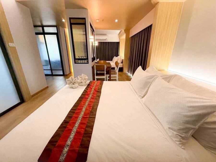 Desk, blackout curtains, rollaway beds, free WiFi