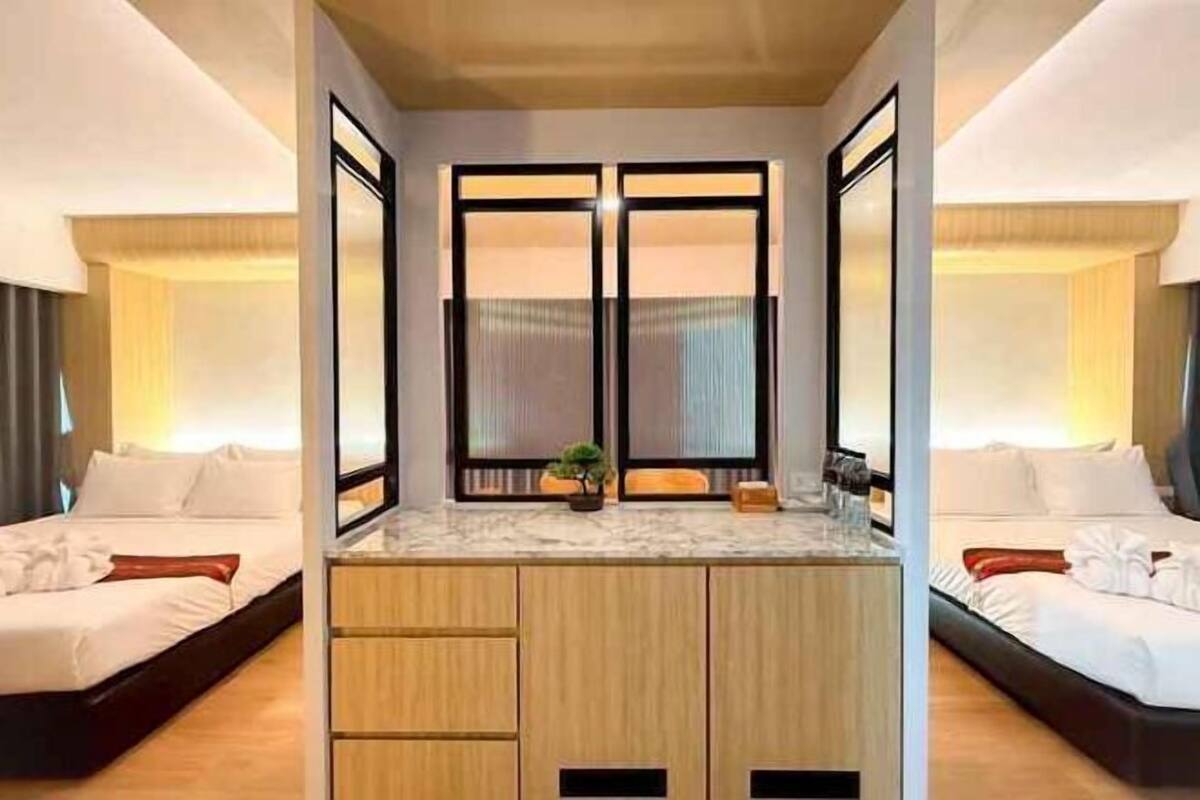 Desk, blackout drapes, rollaway beds, free WiFi