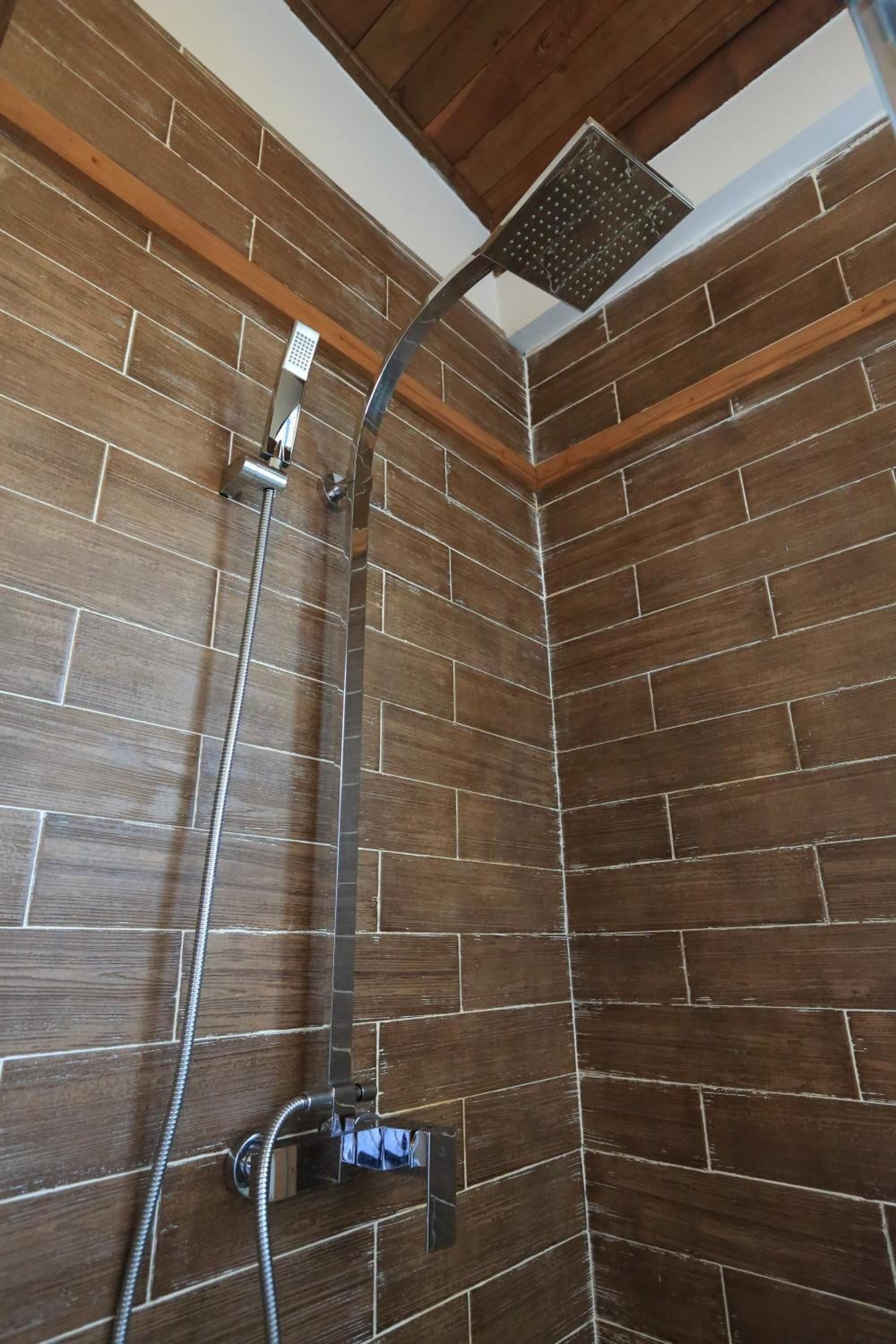 shower, free toiletries, hair dryer, dressing gowns