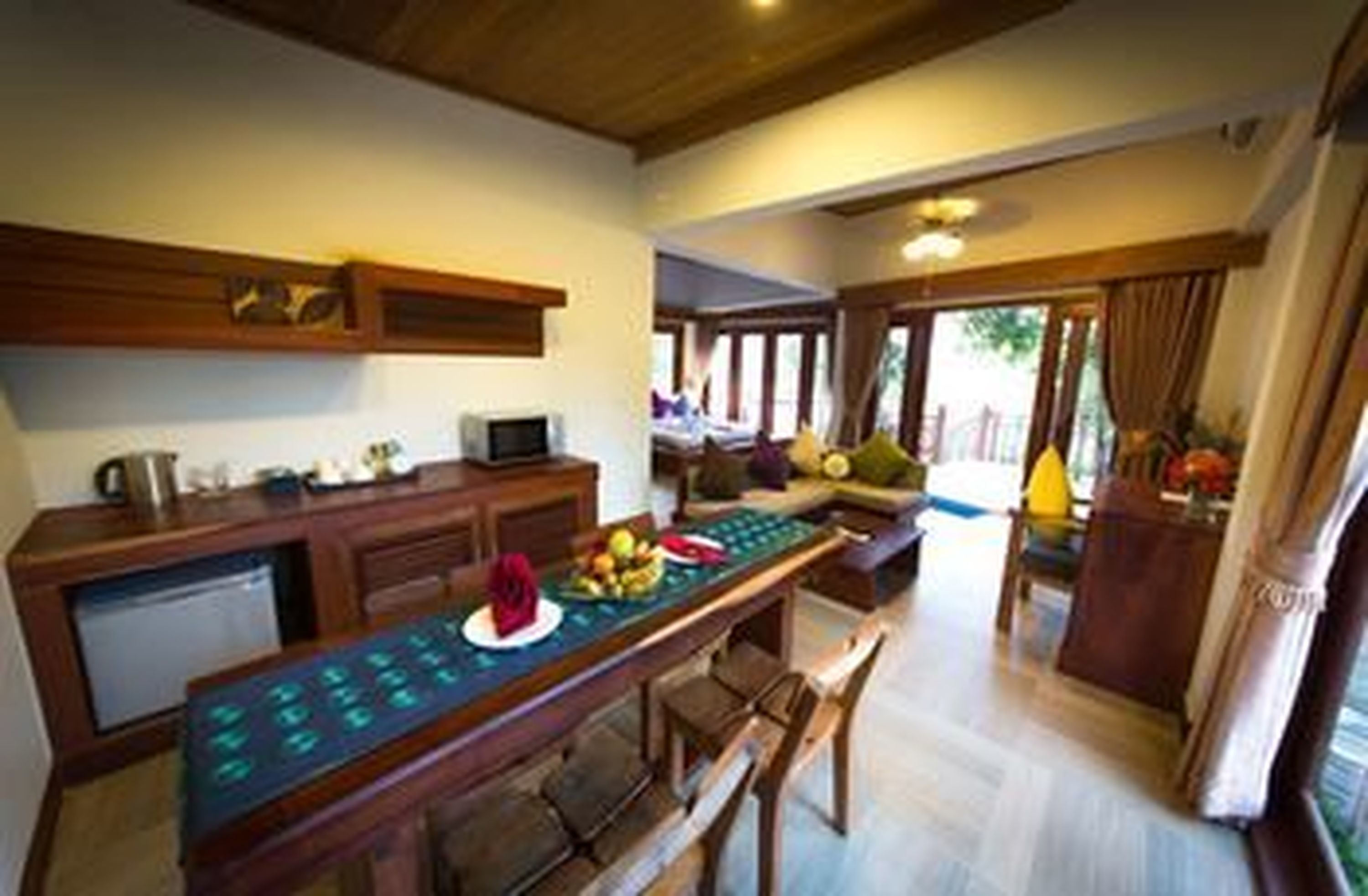 family villa | minibar, in-room safe, desk, blackout curtains