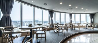 Gangneung Tourist Hotel
