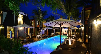Bukit Pool Villas