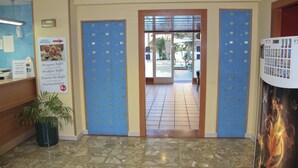 Lobby - Apart-Bermudas (Benidorm)