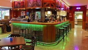 Bar (on property) - Apart-Bermudas (Benidorm)