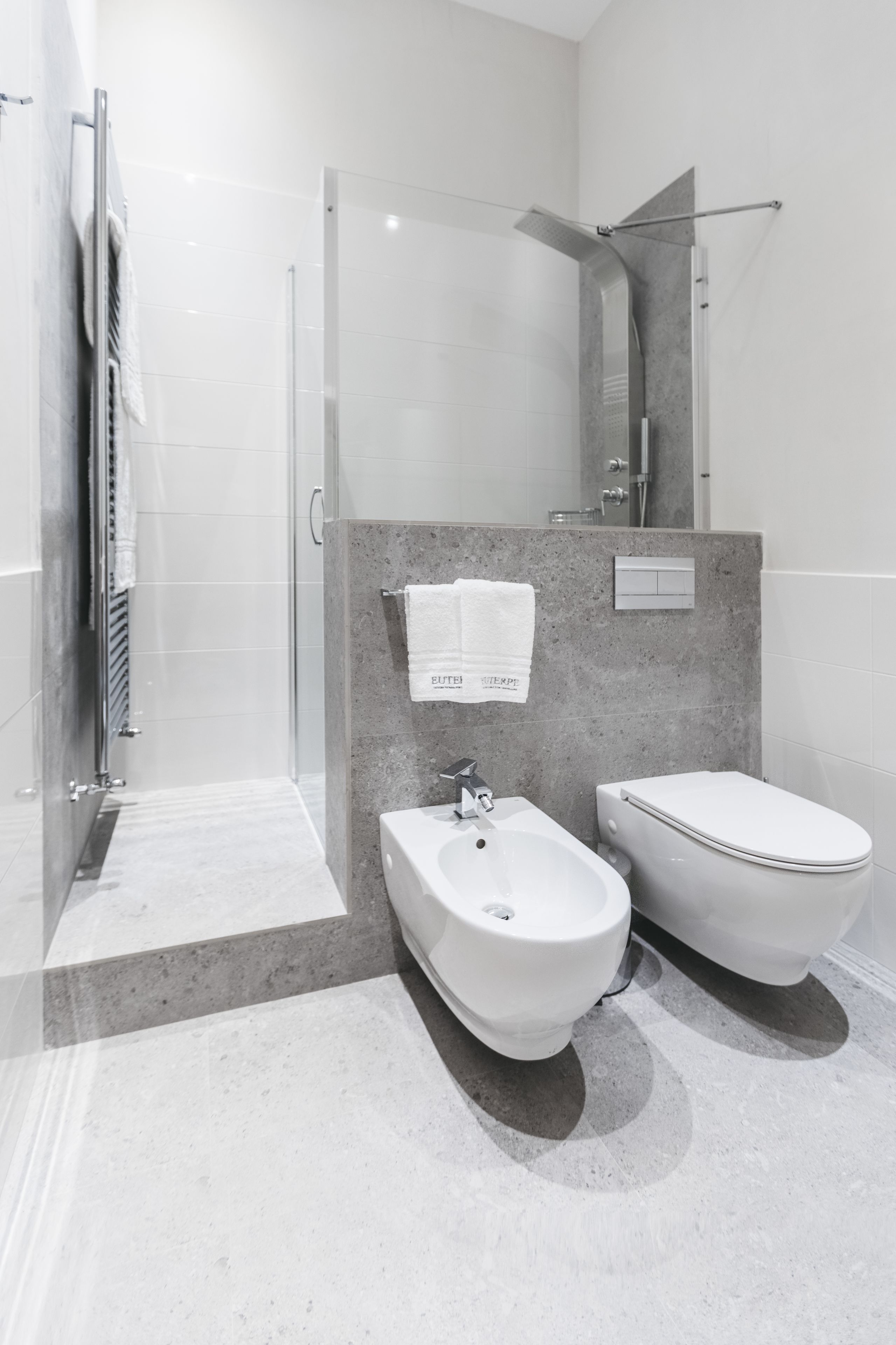 Luxury Suite, Balcony | Bathroom