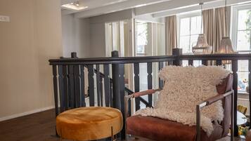 Exclusief appartement, 2 slaapkamers (Grande Madame Agaath) | Woonruimte | Plasmatelevisie, een open haard en Netflix