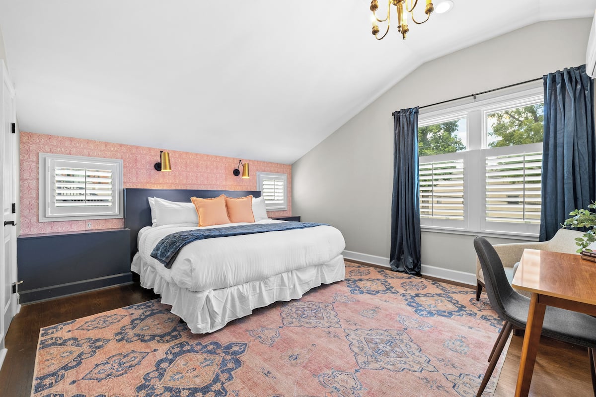 Deluxe Single Room, Ensuite (09. The Anthony)
