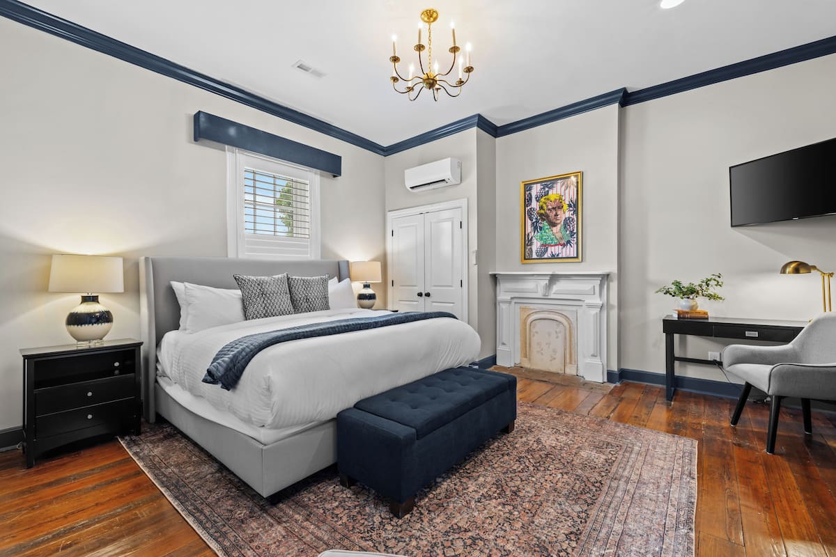 Deluxe Single Room, Ensuite (05. The Jefferson)