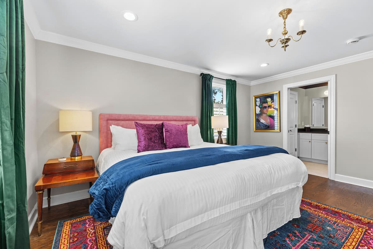 Deluxe Single Room, Ensuite (07. The Adams)