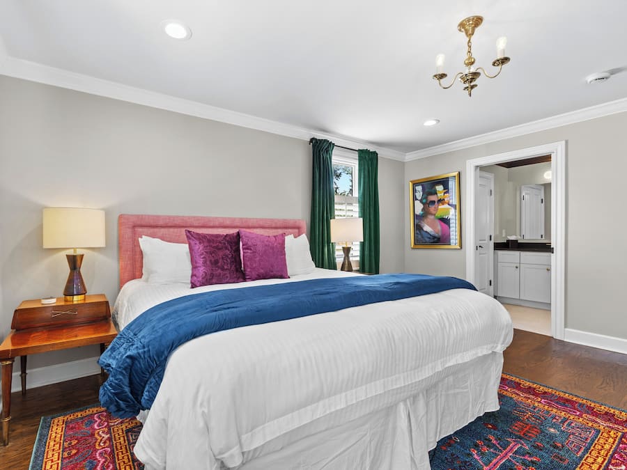 Deluxe Single Room, Ensuite (07. The Adams) | Frette Italian sheets, premium bedding, pillowtop beds, in-room safe