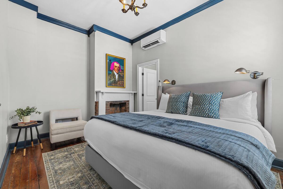 Standard Double Room, Ensuite (06. The Madison)