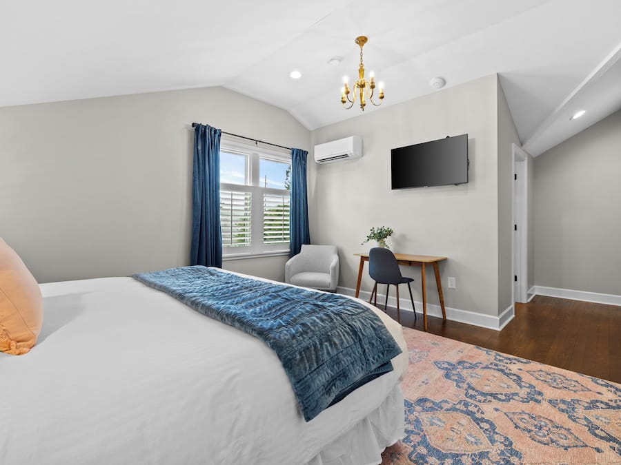Deluxe Single Room, Ensuite (09. The Anthony) | Frette Italian sheets, premium bedding, pillowtop beds, in-room safe