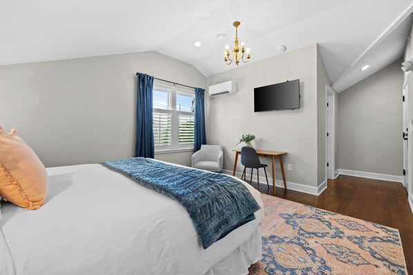 Deluxe Single Room, Ensuite (09. The Anthony)