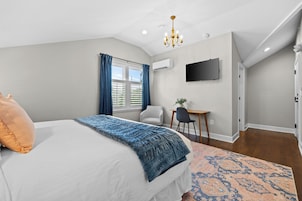 Deluxe Single Room, Ensuite (09. The Anthony)