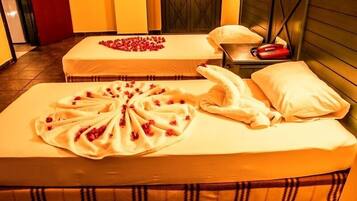 LÀgenhet - 1 sovrum | 1 sovrum, vÀrdeförvaringsskÄp pÄ rummet, skrivbord och wi-fi