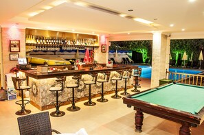 Poolside bar - Sunway Apart Hotel (Alanya)