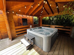 Cottage Familial, 2 chambres, bain Ă remous
