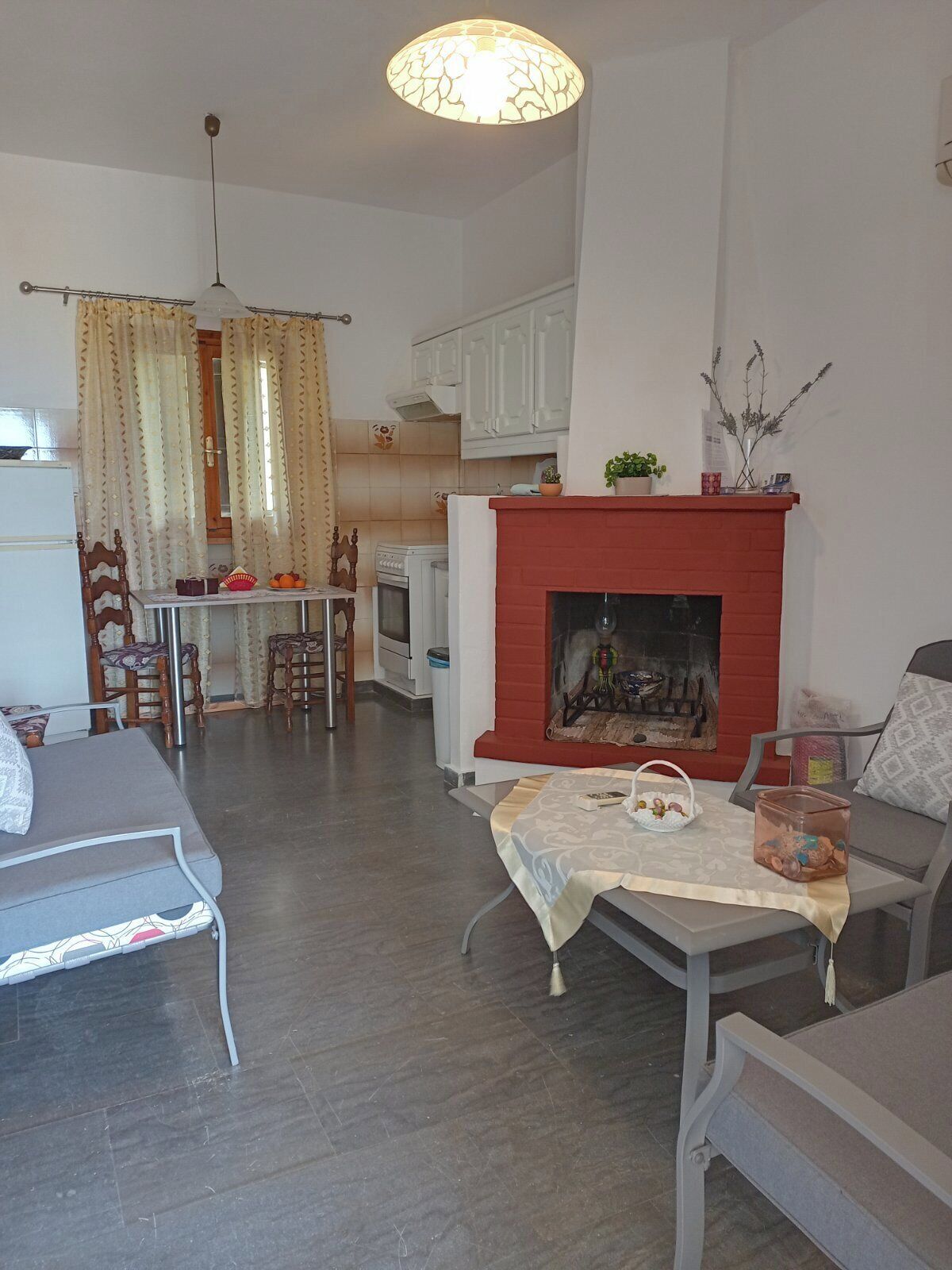 Apartment, 2 Bedrooms, Sea View | Living area | Flat-screen TV, fireplace