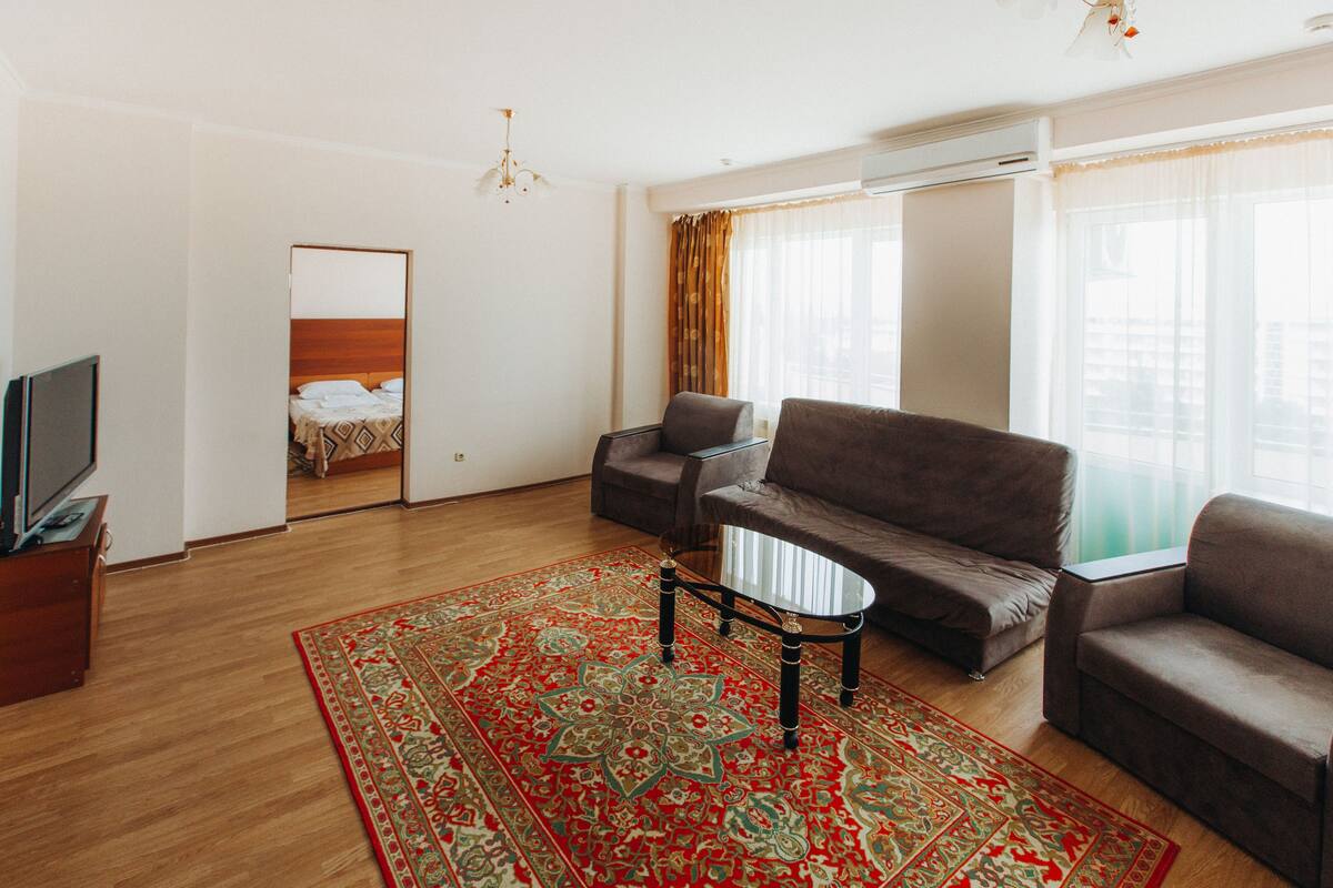 Family Room, 2 Bedrooms | Iron/ironing board, rollaway beds, free WiFi, bed sheets