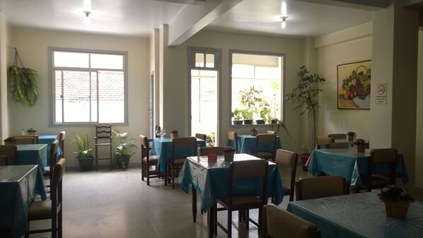 Desayuno buffet incluido todos los días