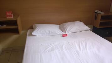 Double Room | Minibar, desk, free WiFi