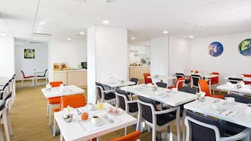 Daily buffet breakfast (EUR 17 per person)