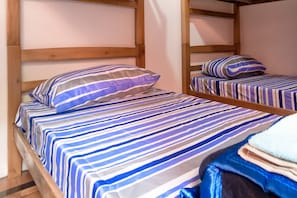 ห้องเบสิกทวิน | ผ้าปูที่นอน