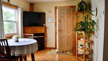 平房, 獨立浴室 (One bedroom cottage) | 用餐區