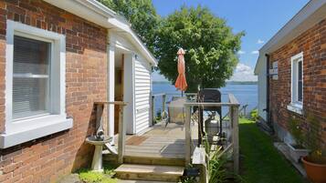 Chaumière, salle de bain attenante (One bedroom cottage) | Terrasse/patio