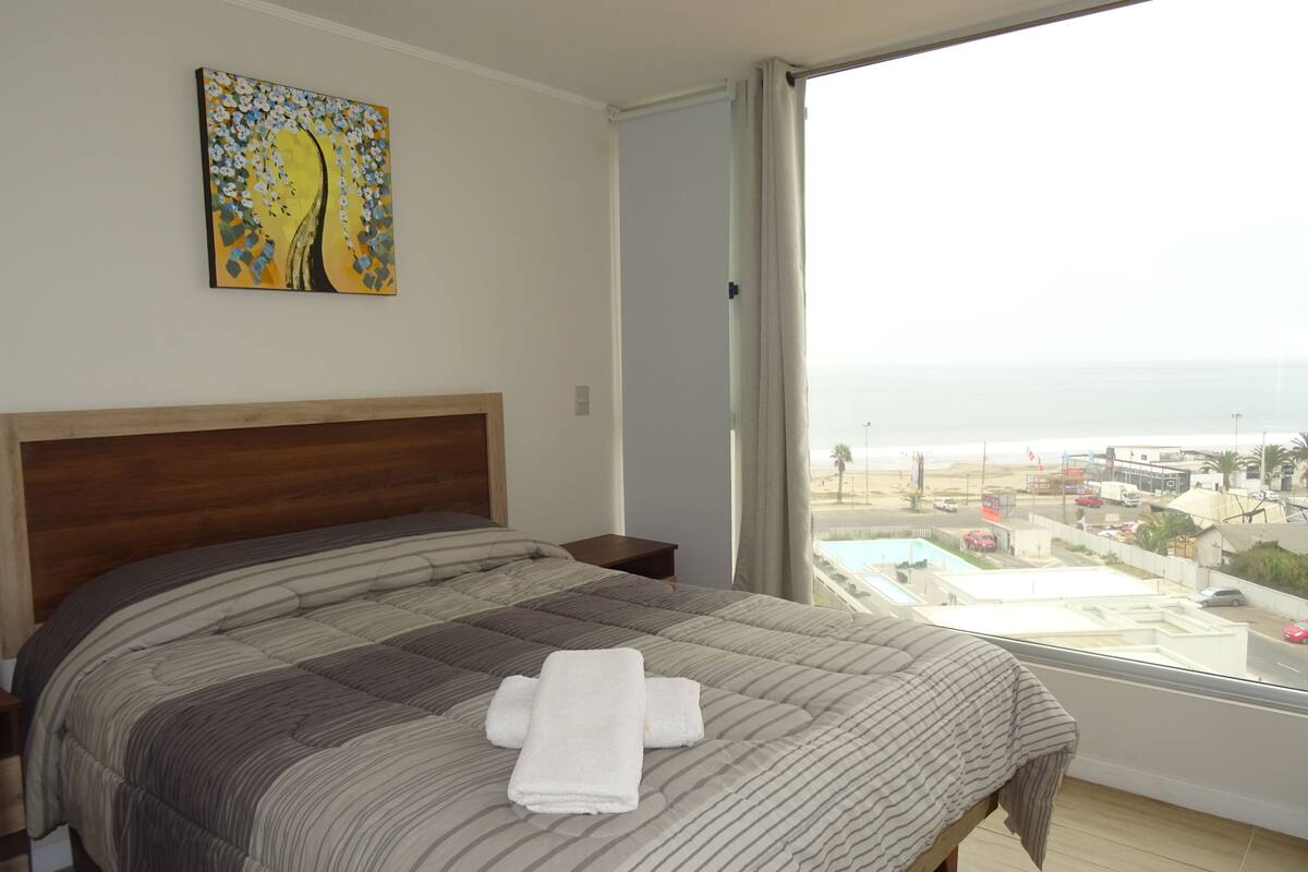 Apartment, 2 Schlafzimmer, Meerblick (802 Arena) | 2 Schlafzimmer, Zimmersafe, Bügeleisen/Bügelbrett, kostenloses WLAN