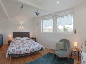 4 soverom, strykejern/-brett og wi-fi