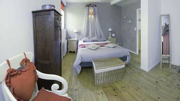 4 chambres, fer et planche Ă repasser, Wi-Fi