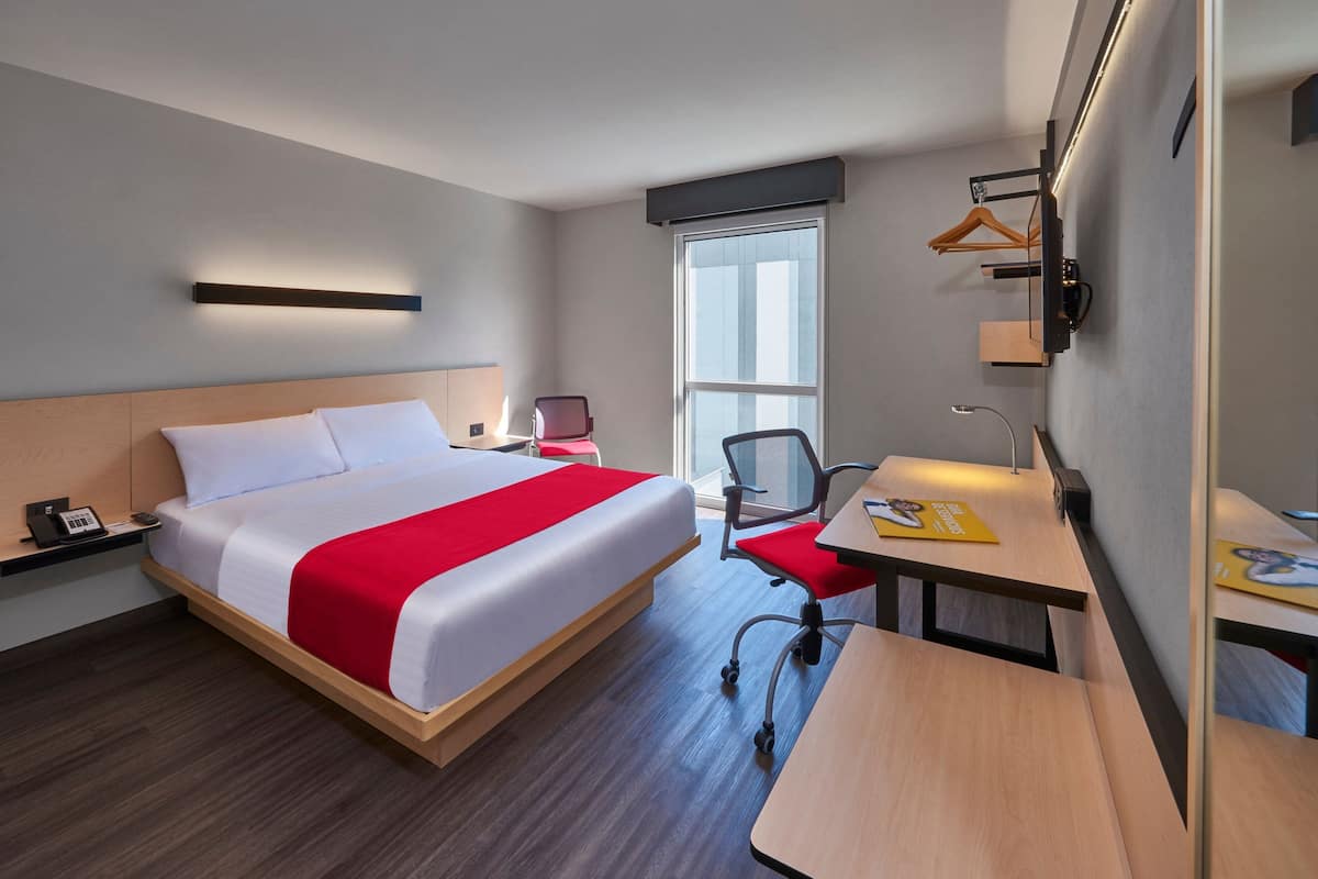 In-room safe, desk, iron/ironing board, free WiFi