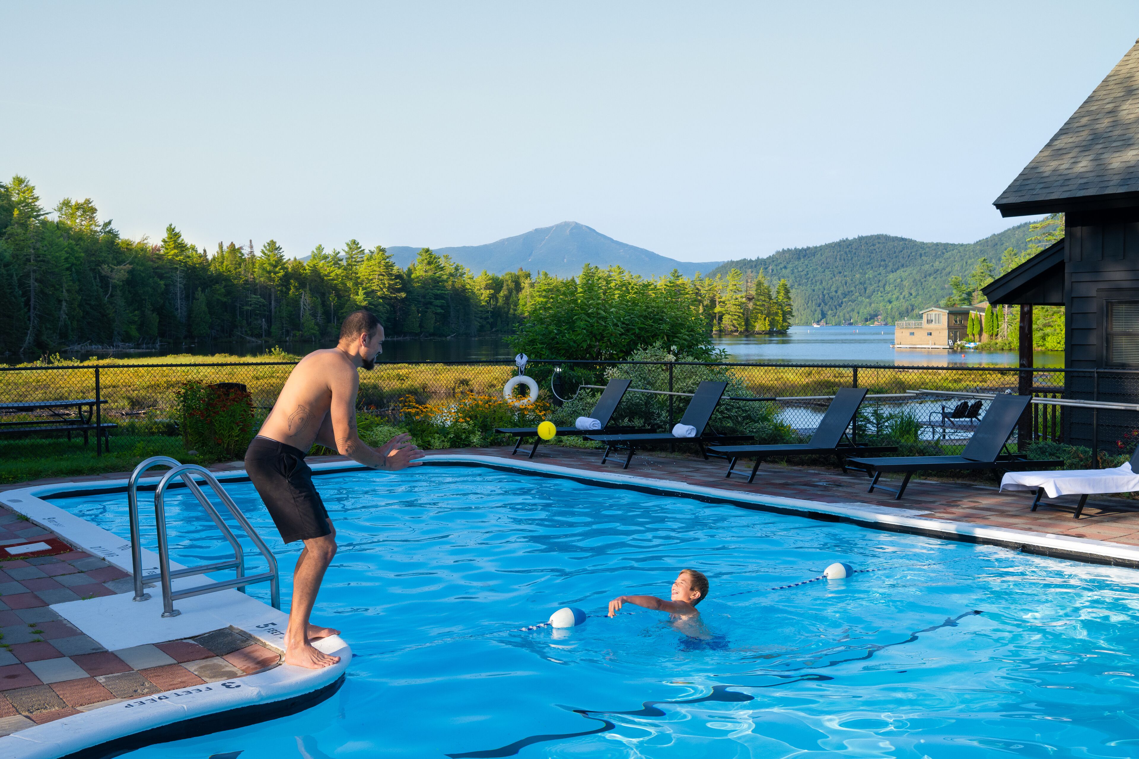 Seasonal outdoor pool, sun loungers