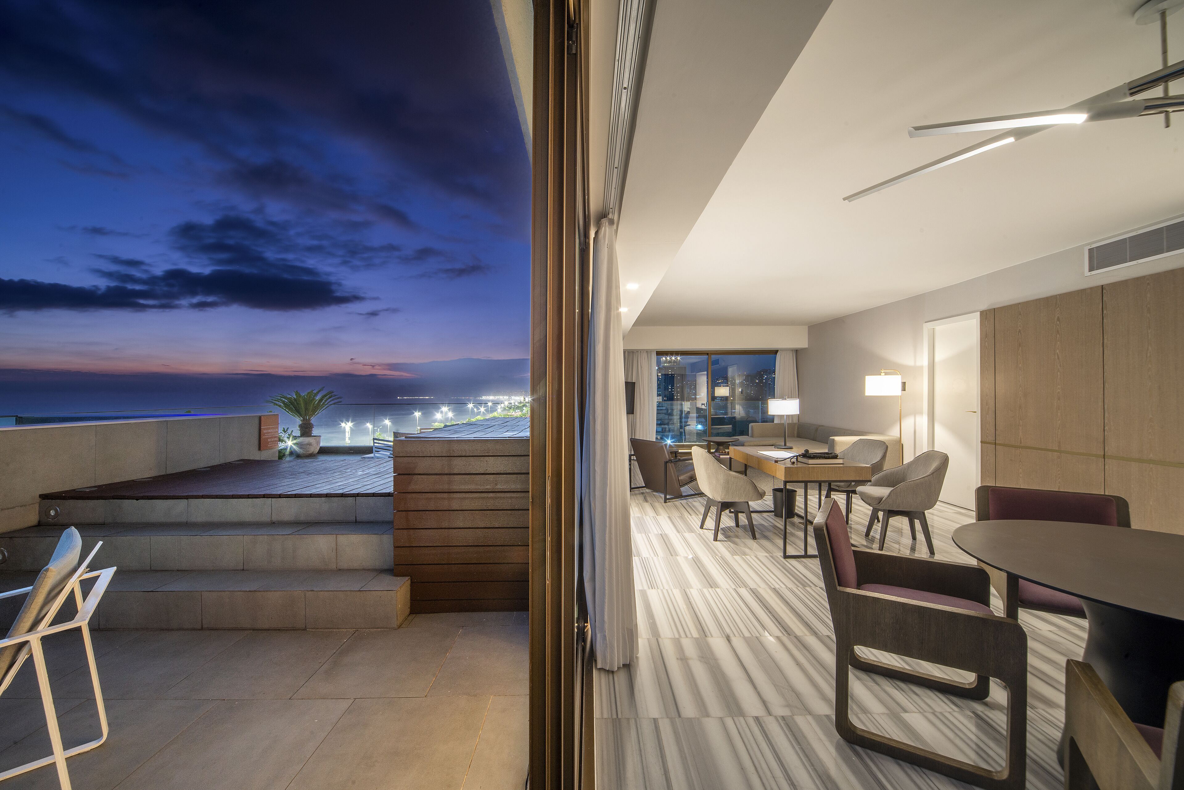 suite deluxe com piscina frente | room amenity