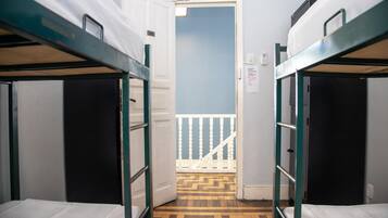 1 多间卧室、免费 WiFi、床单