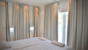 Villa – deluxe, 4 soverom | 4 soverom, strykejern/-brett, wi-fi (inkludert) og sengetøy