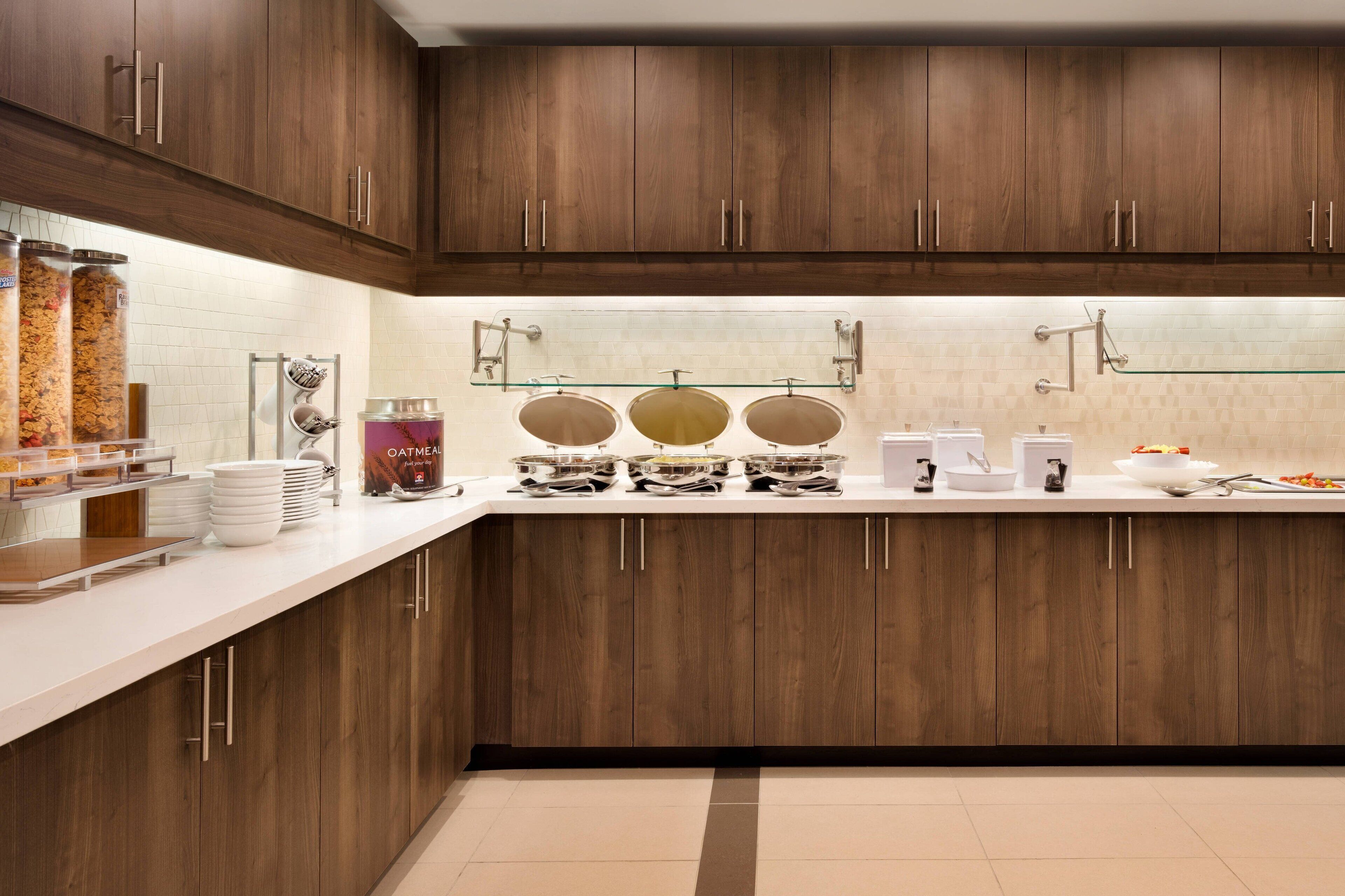 free daily continental breakfast