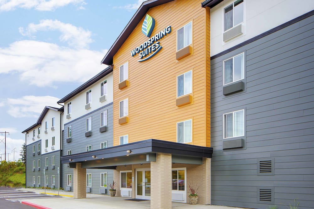 WoodSpring Suites Seattle Everett