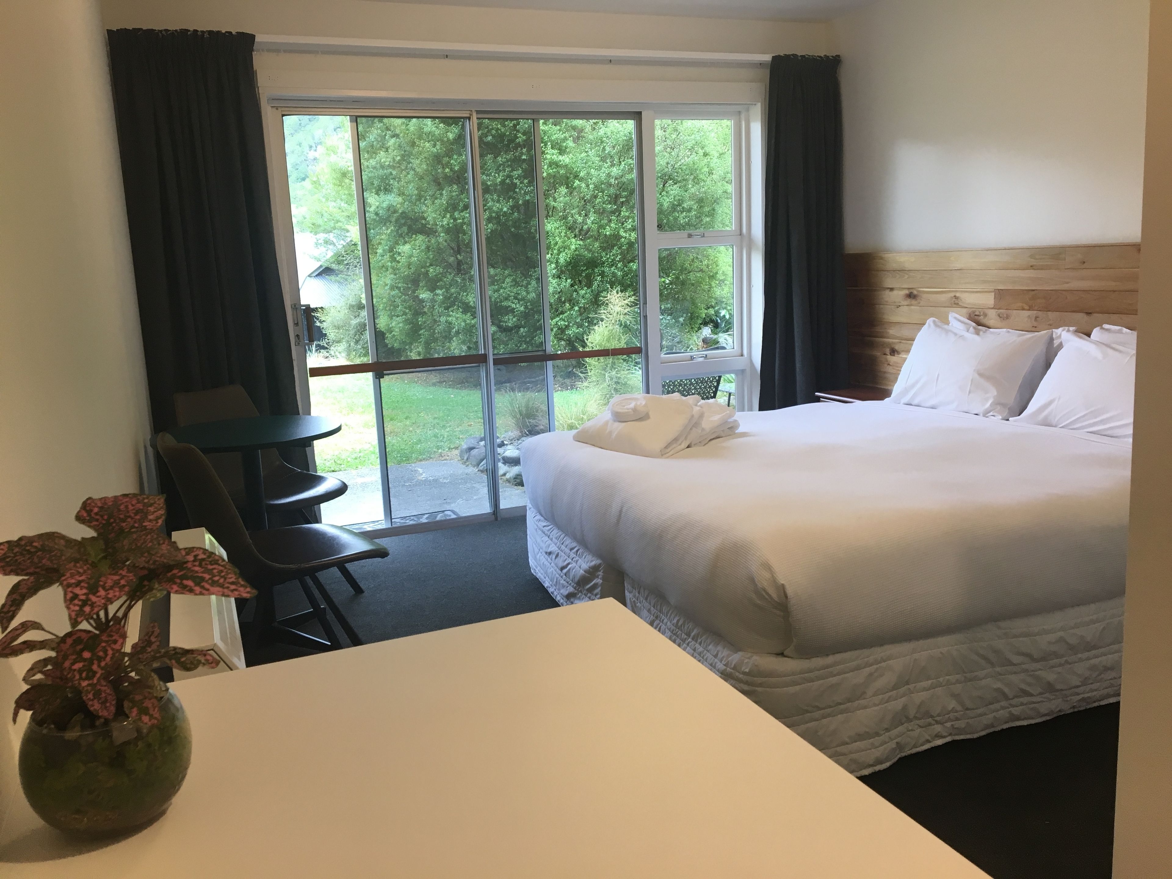 classic double or twin room, 1 bedroom, mountain view | view from room