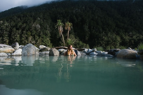 2 indoor pools, 4 outdoor pools, pool loungers. Maruia Hot Springs