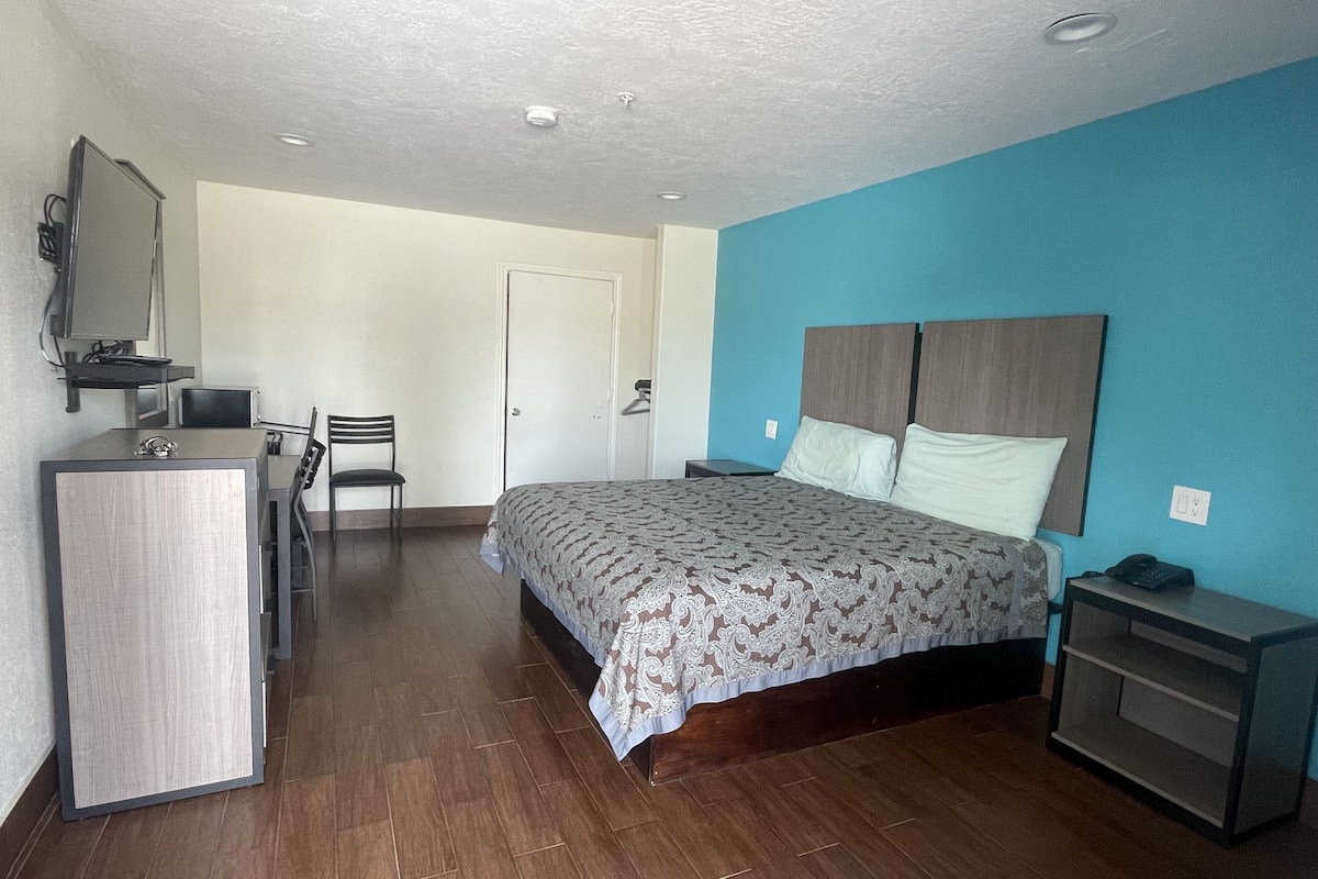 Habitación individual, con acceso para personas discapacitadas | Escritorio, wifi gratis y ropa de cama
