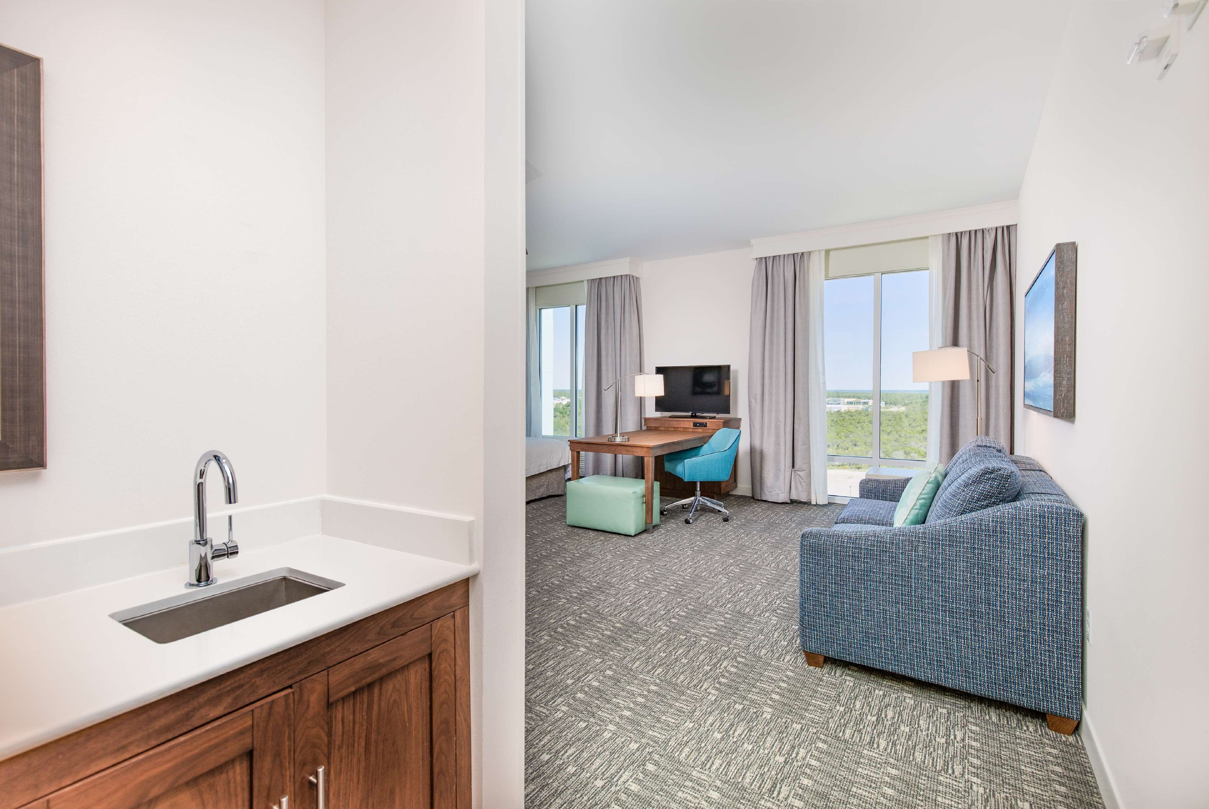 studio, 2 queen beds, accessible, non smoking (mob/hearing acc w/ roll-in shower) | minibar